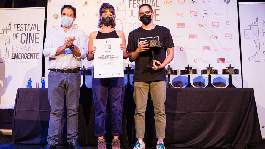 Víctor Salmerón y Ana de la Fuente, Mejor Cortometraje Emergente de Castilla-La Mancha con 'Azul La Mancha'