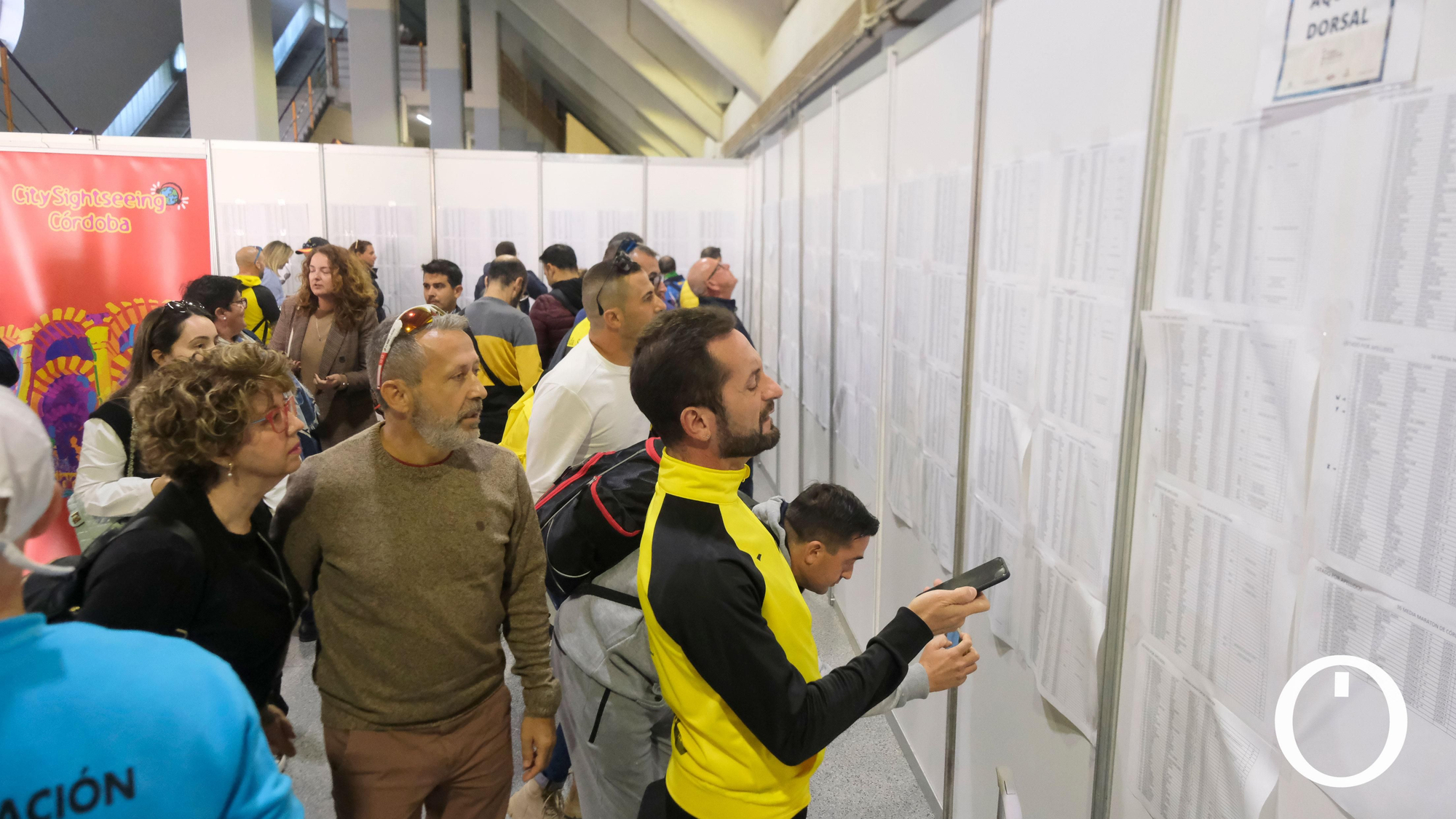 Recogida de dorsales para la Media Maratón de Córdoba