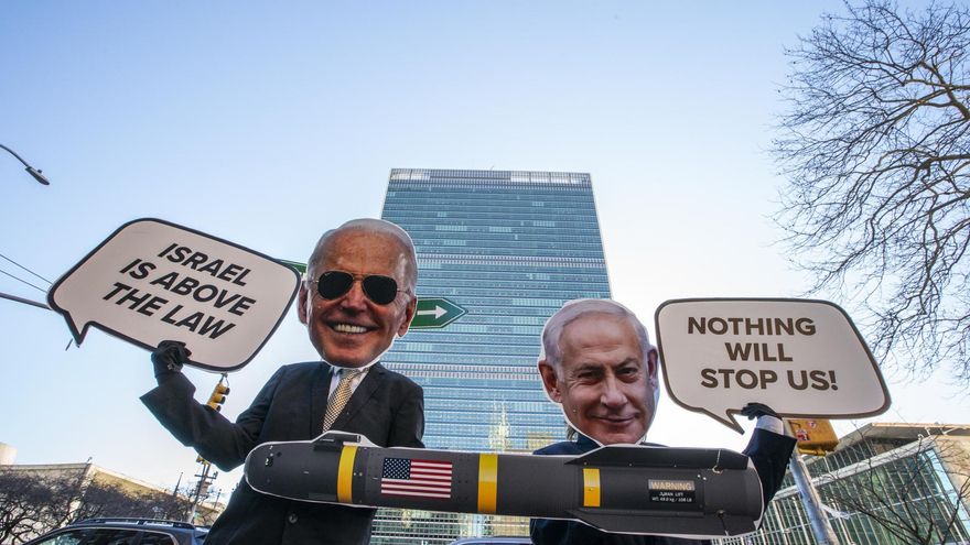 Un soldado de EEUU muere tras quemarse a lo bonzo frente a la Embajada israelí en Washington en protesta por la guerra de Gaza