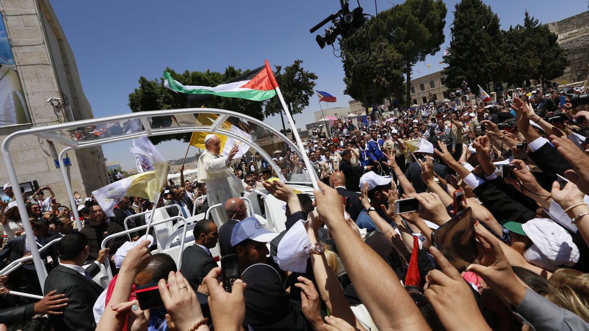 El papa Francisco durante su visita a Belén de 2014.