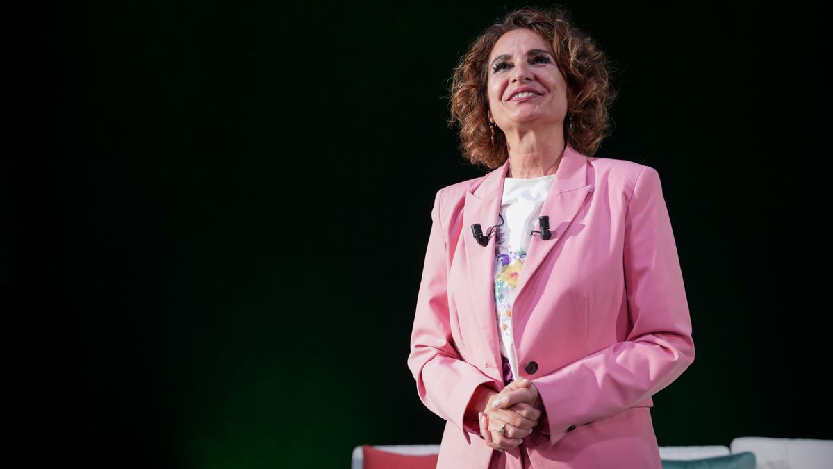 Montero acusa a Moreno de arrogarse "méritos" de las políticas de Sánchez: "Andalucía crece a remolque, sin impulso propio"