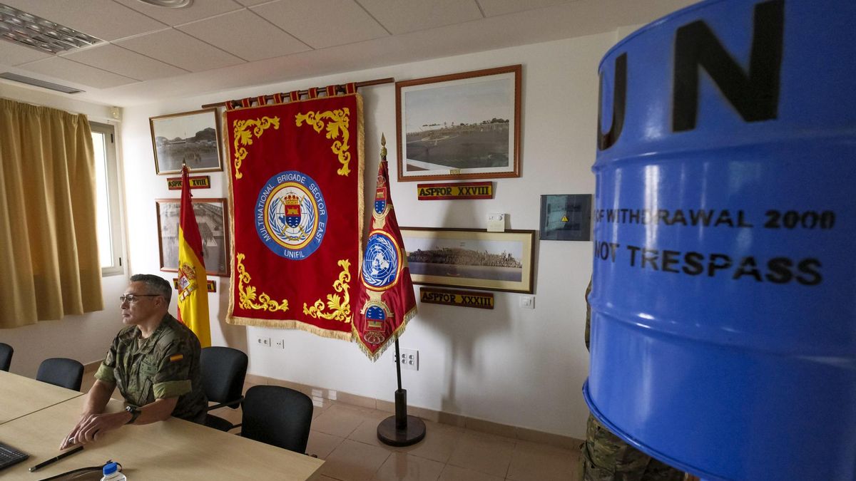 El general jefe de la Brigada Canarias XVI del Ejército de Tierra, Ricardo Esteban, ha informado este lunes sobre la misión que un contingente de su unidad va a realizar en el Líbano bajo mandato de Naciones Unidas.
