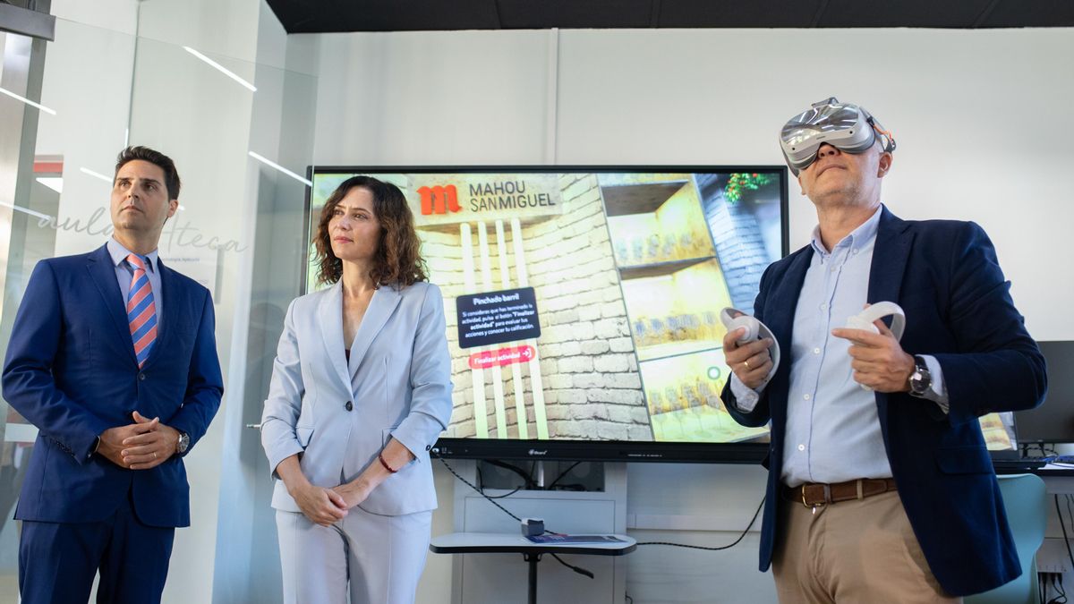 La caída en desgracia del 'gurú' de Ayuso para la Educación provoca una crisis en el Gobierno y el grupo parlamentario