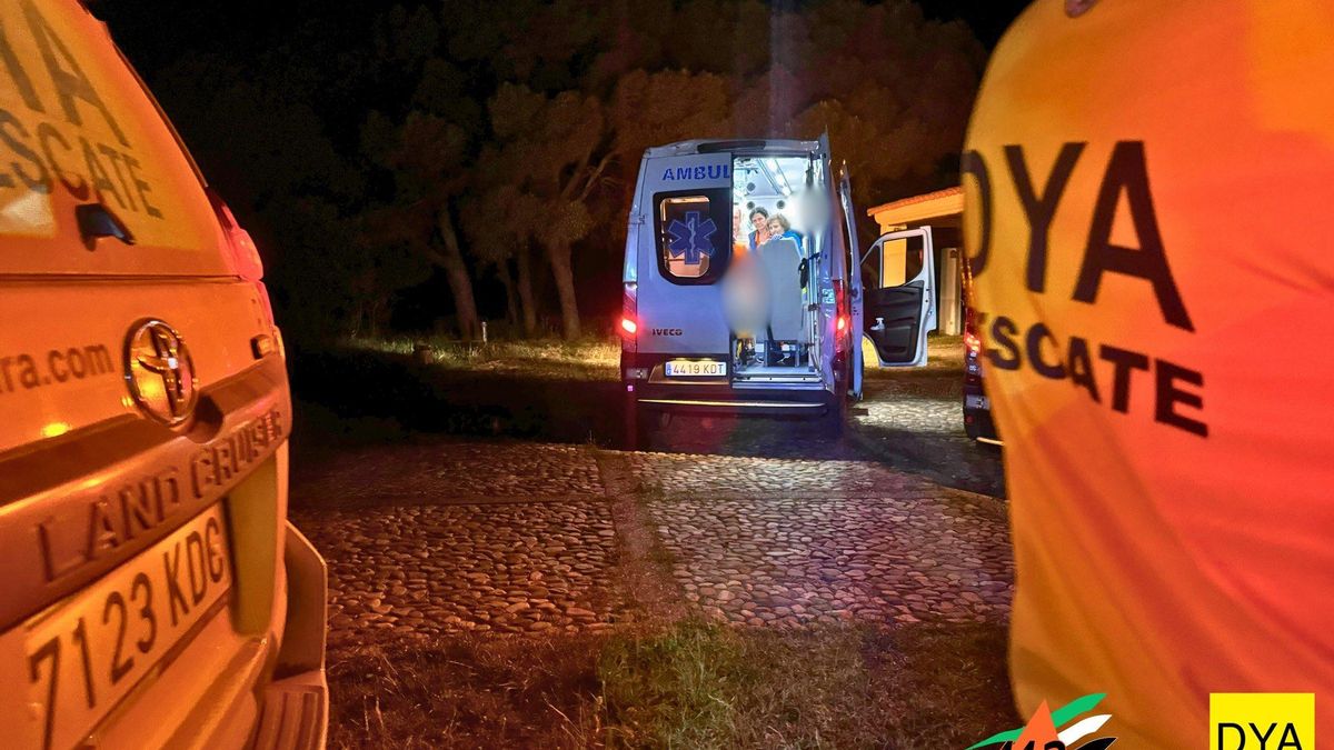 Otra imagen de la atención médica urgente en el lugar