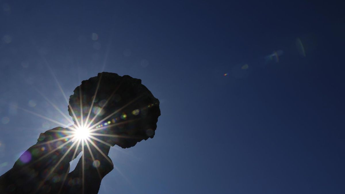 Temperaturas veraniegas para Madrid este fin de semana, con chubascos aislados en la Sierra