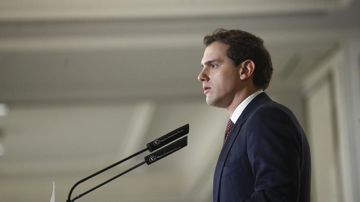 Rivera se abre a pactar con el PSOE en ayuntamientos y autonomías, aunque en Madrid prefiere acuerdo con el PP