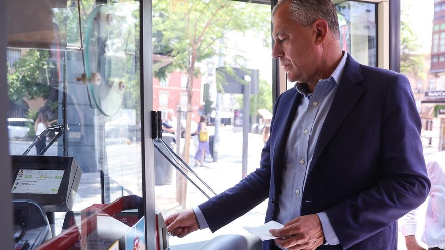 El Ayuntamiento de Sevilla culpa al "colapso sanitario" del aumento de bajas laborales en su empresa de autobuses