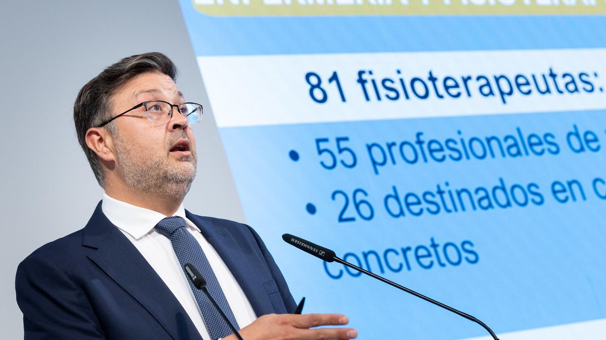 El consejero de Educación, Amador Pastor