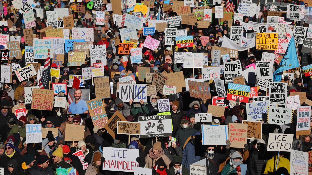 "Tengo mucho miedo": el pánico sembrado por el ICE con asesinatos en plena calle, persecuciones a inocentes y rastreos en redes sociales