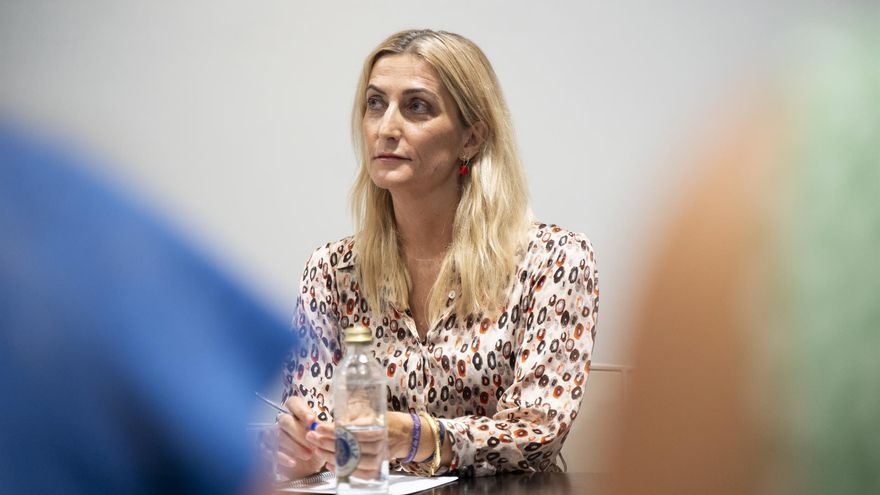 Compromís pide la comparecencia de la directora general de Personal Docente por el "caos" en las adjudicaciones