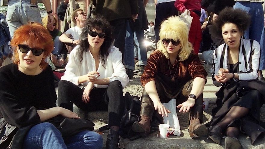 Cómo cambió Malasaña en los noventa: proyección y debate con 'Rehabilitación total, del chocolate al cupcake'