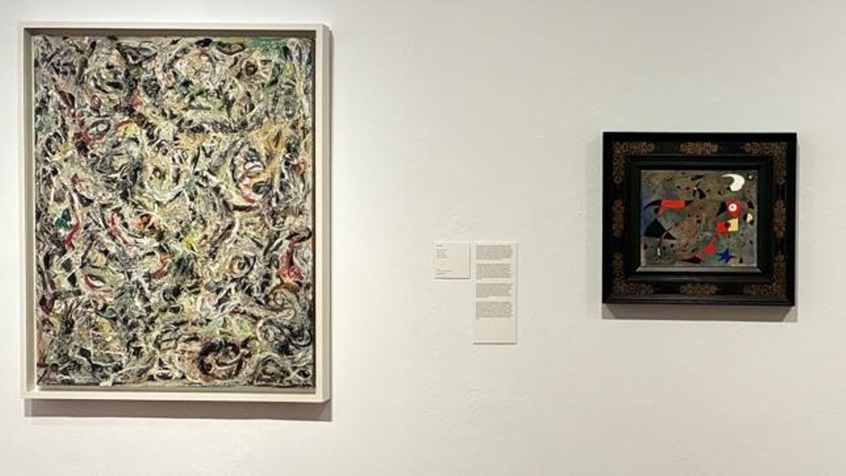 'Eyes in the heat', de Jackson Pollock, junto a 'Dona i ocell', de Miró.