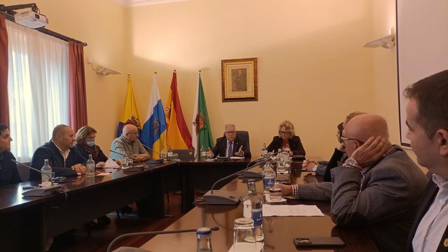 Bravo de Laguna renuncia a la Alcaldía de Santa Brígida