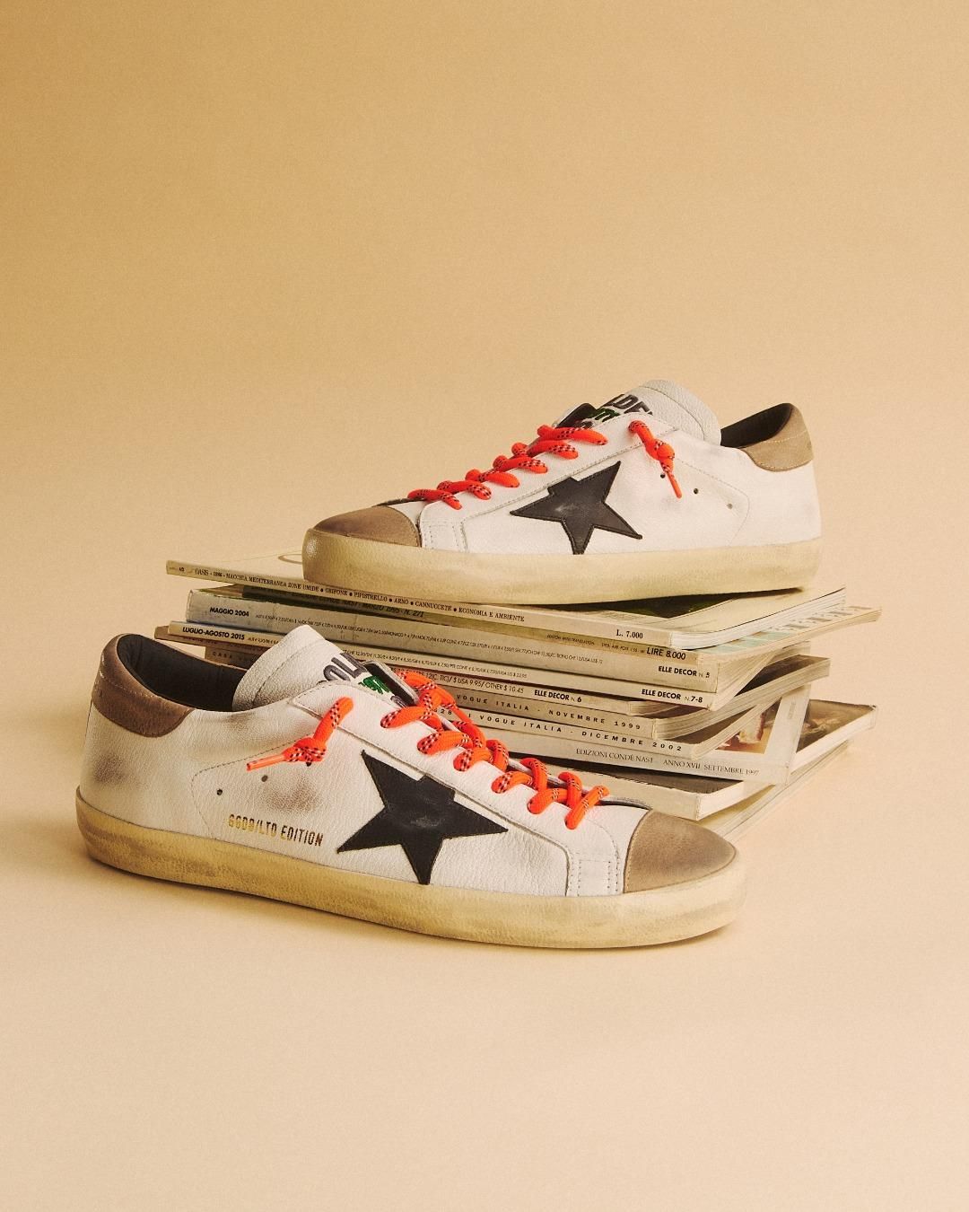 Las Golden Goose, un objeto de adoración entre los ricos. Ya vienen gastadas de fábrica y el modelo básico no baja de los US$600.