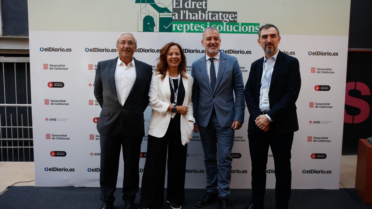 José Sanclemente, presidente de elDiario.es; Neus Tomàs, directora adjunta de elDiario.es; Jaume Collboni, alcalde de Barcelona; Ignacio Escolar, director de elDiario.es
