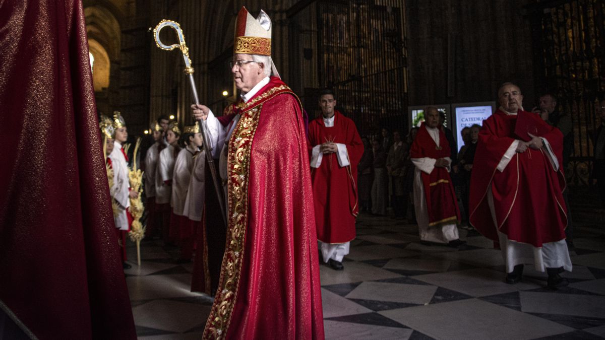 Arzobispo de Sevilla en la ceremonia de bendición de palmas