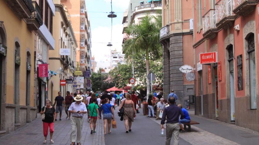 Sobrecargas y ritmos de trabajo exagerados obligan a movilizarse a los comercios en Tenerife