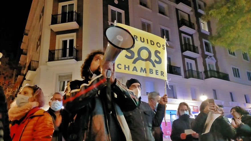Nueva semana de manifestaciones contra las terrazas en Chamberí y Retiro