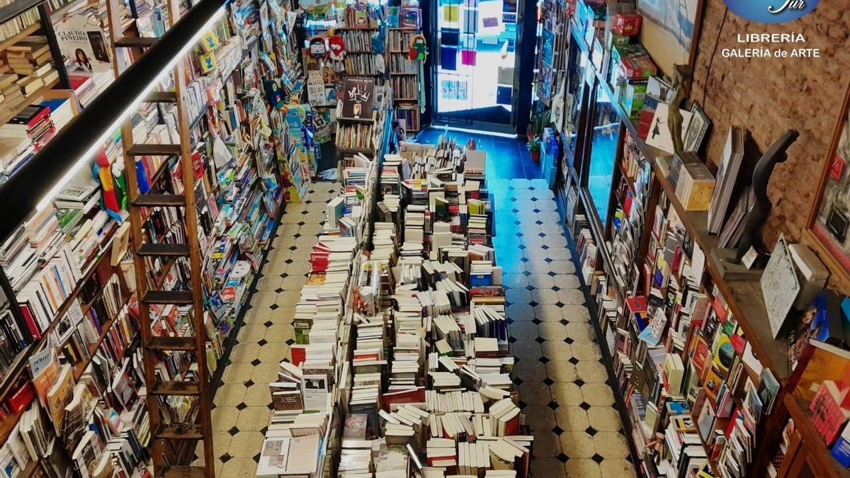 Libreros contra la desregulación.