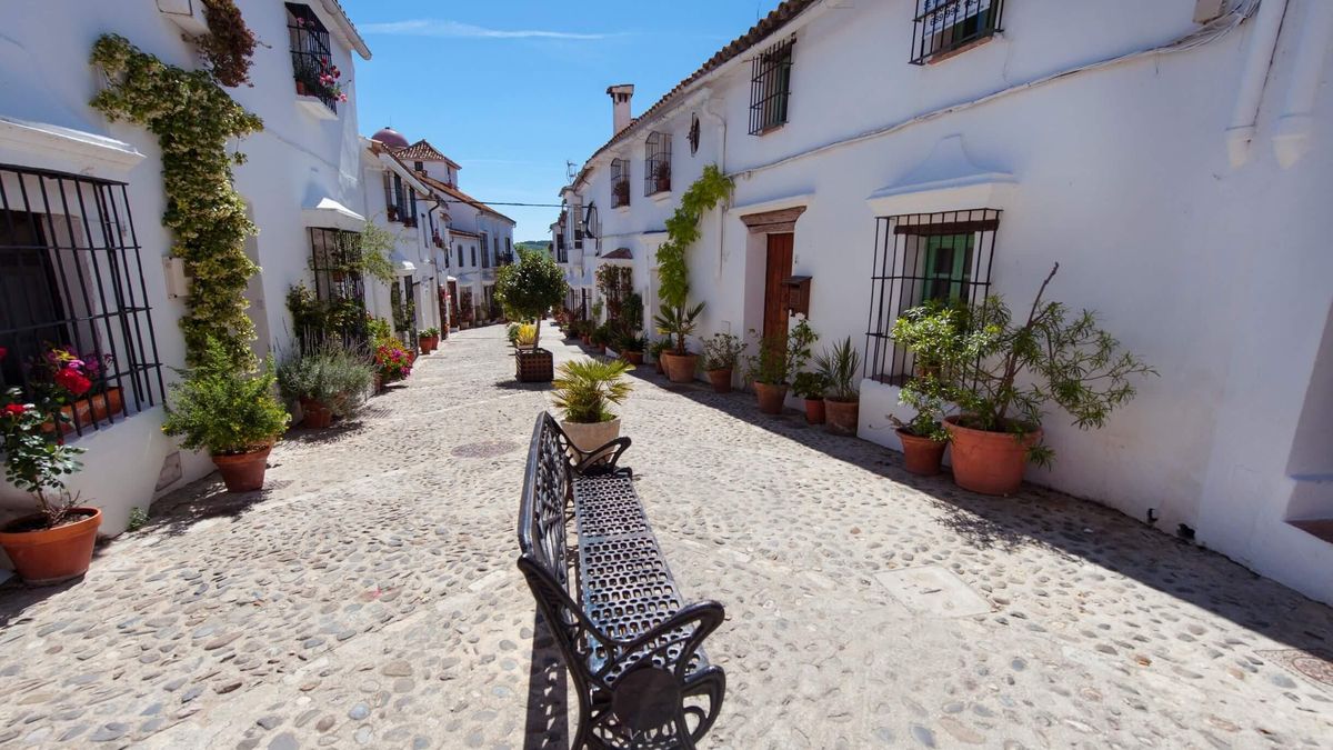 Este pueblo gaditano está a punto de ver convertida una de sus calles principales en un gigante tobogán acuático
