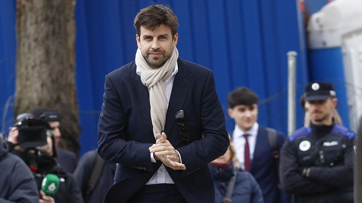 El exjugador del FC Barcelona Gerard Piqué, a su llegada para comparece en un juzgado de Majadahonda