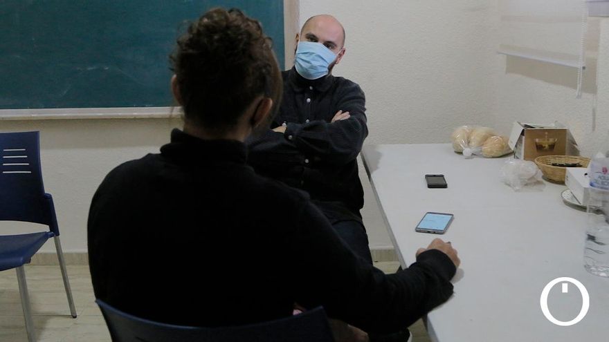 Ángela, expresidiaria y con un hijo en prisión