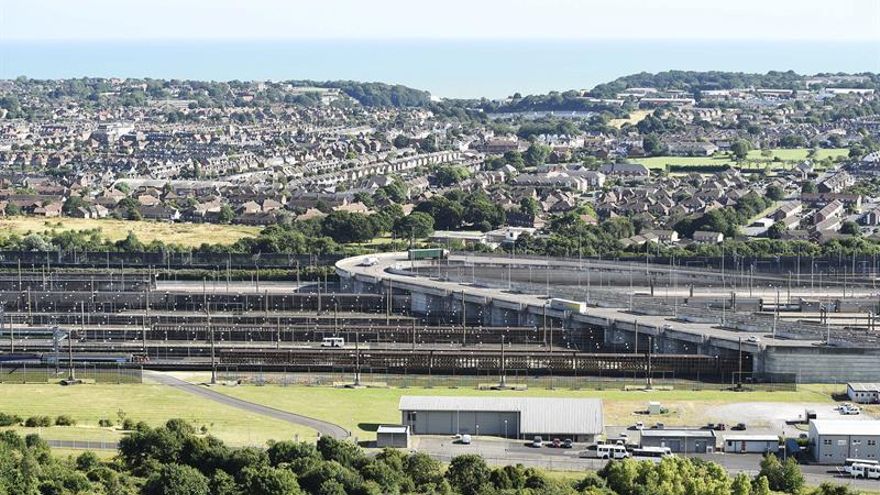 Londres dice que puede haber cortes en eurotúnel si no se pacta el "brexit"