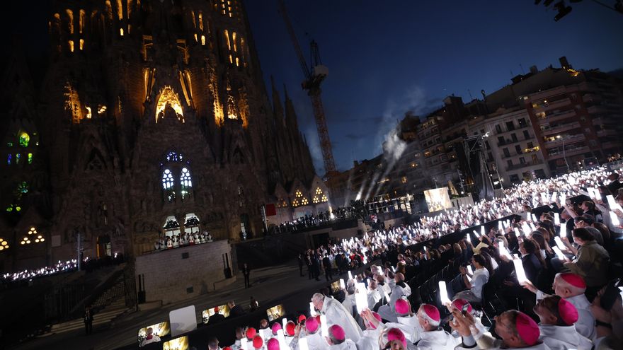 La Sagrada Família expulsó a 600 cantantes del coro para evitar que exhibieran símbolos independentistas