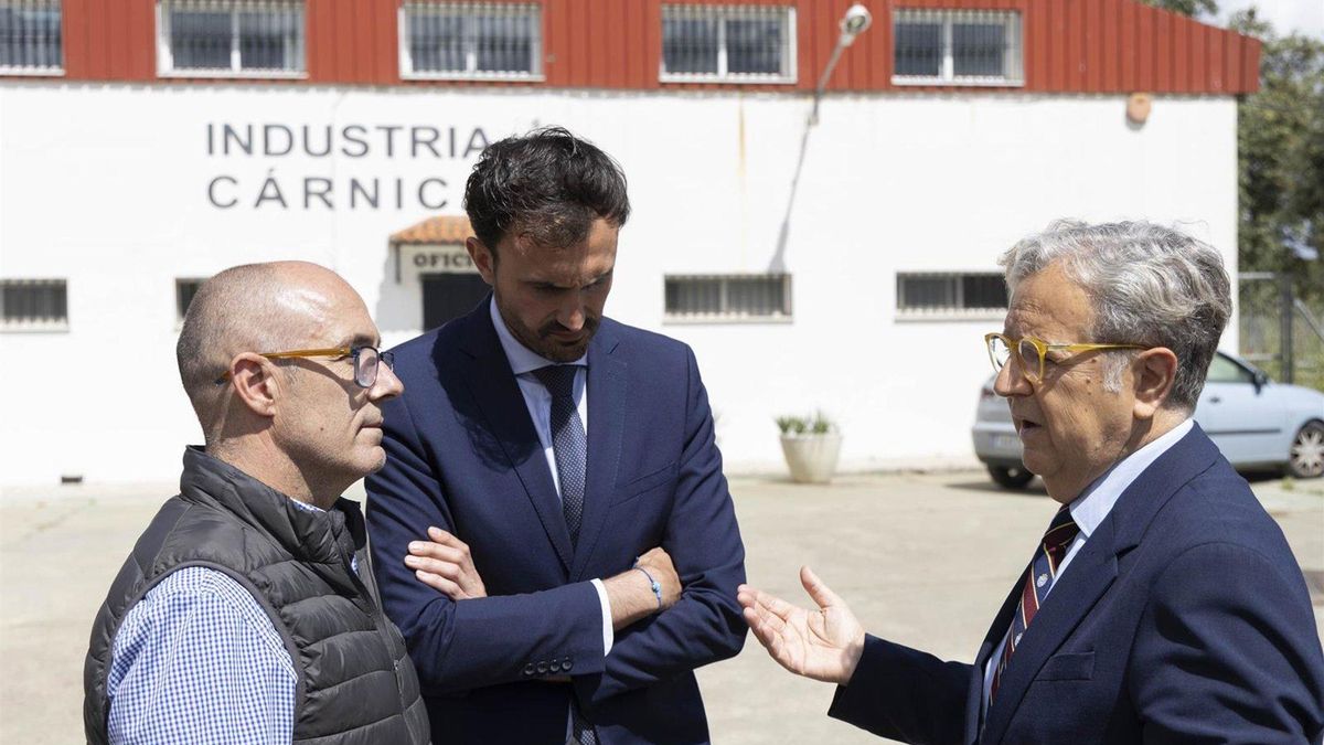 Salvador Fuentes insiste en la importancia de apostar por modelos de desarrollo más sostenibles y competitivos