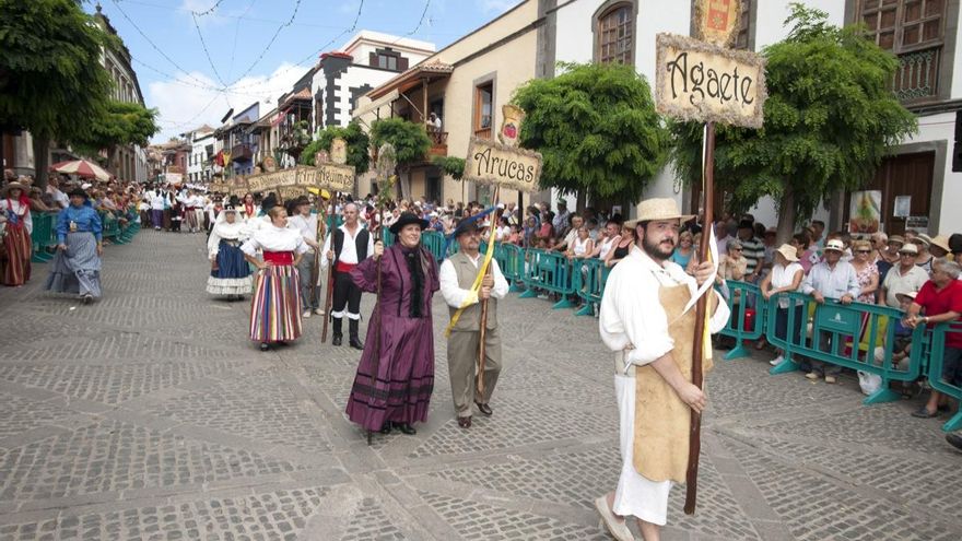 Gran Canaria vuelve a congregarse en Teror para celebrar los 70 años que cumple la romería-ofrenda del Pino