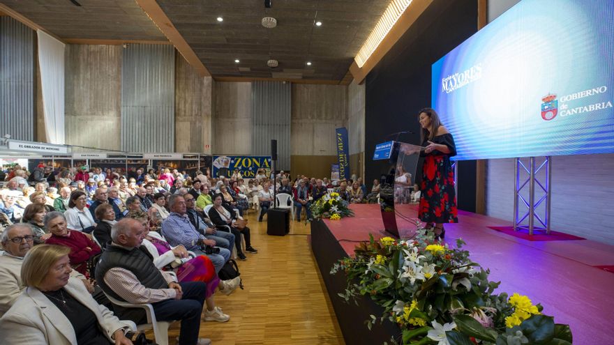 Gómez  del Río en la Feria de Mayores