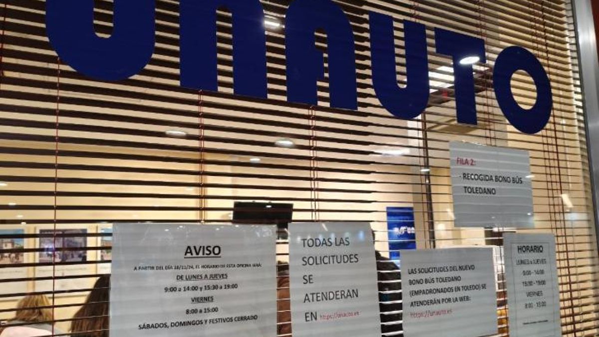 Tarjetas de autobuses urbanos solo para empadronados en Toledo: largas colas y toque de atención de FACUA