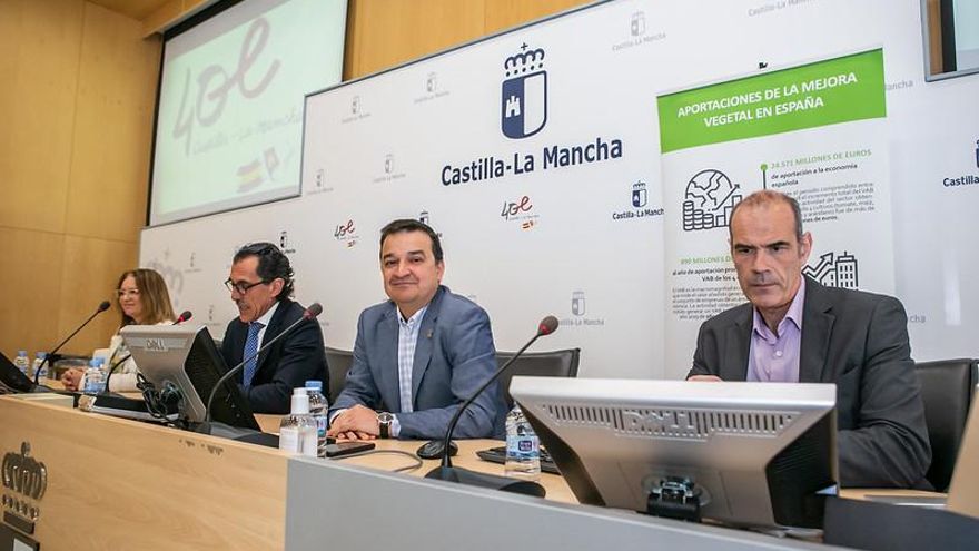 Castilla-La Mancha libera 3,9 millones de una ayuda acoplada de la PAC para 1.056 ganaderos de vacuno de carne
