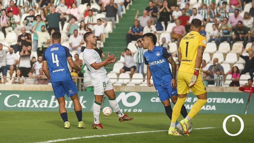 El Córdoba CF, al Alfredo Di Stefano con el Villanovense en mente