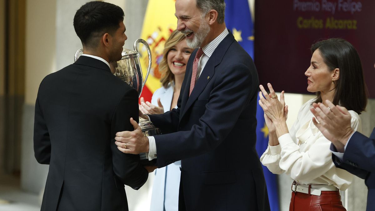 Archivo - Foto de archivo. Los Reyes han entregado a Carlos Alcaraz el Premio Nacional de Deporte 2022