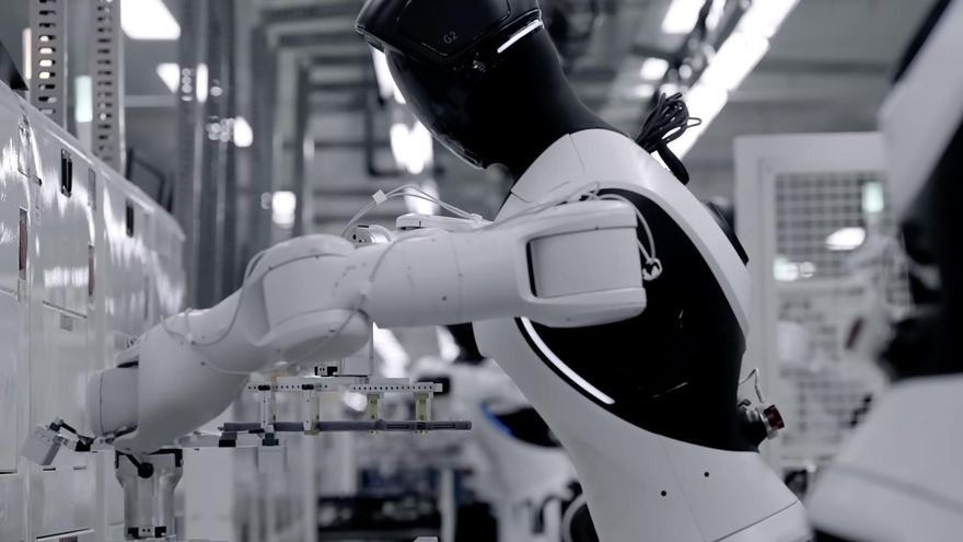 El miniejército de robots humanoides de China completan 64 horas sin parar y refuerzan su salto a fábricas y almacenes