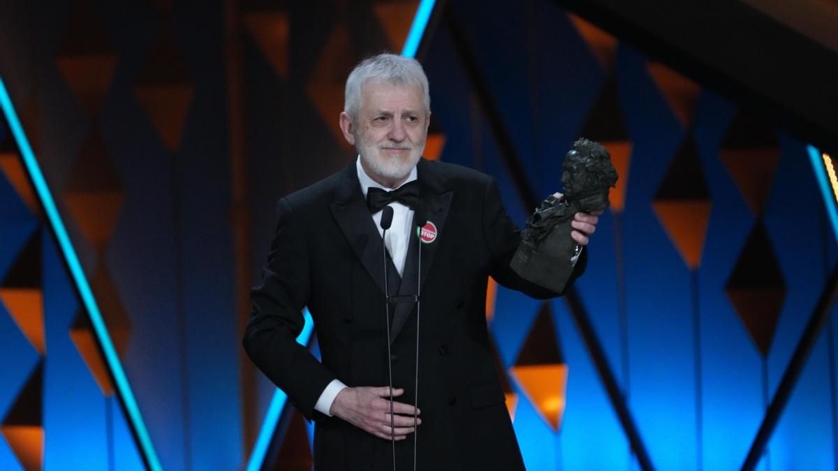 José Ramón Soroiz recibiendo el premio Goya por su interpretación en 'Maspalomas'