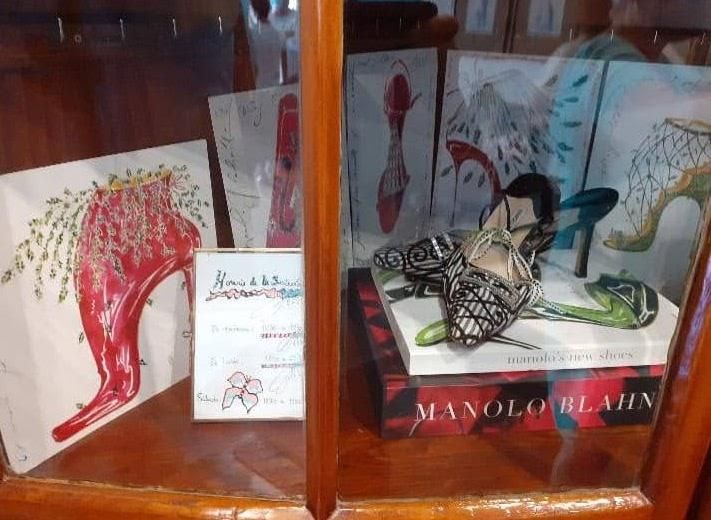 Zapatos de Manolo Blahnik en 'La Sastrería'.