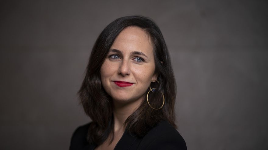 Ione Belarra, ministra de Derechos Sociales y secretaria general de Podemos, fotografiada en la sede del ministerio de Derechos Sociales. 
Foto: Olmo Calvo