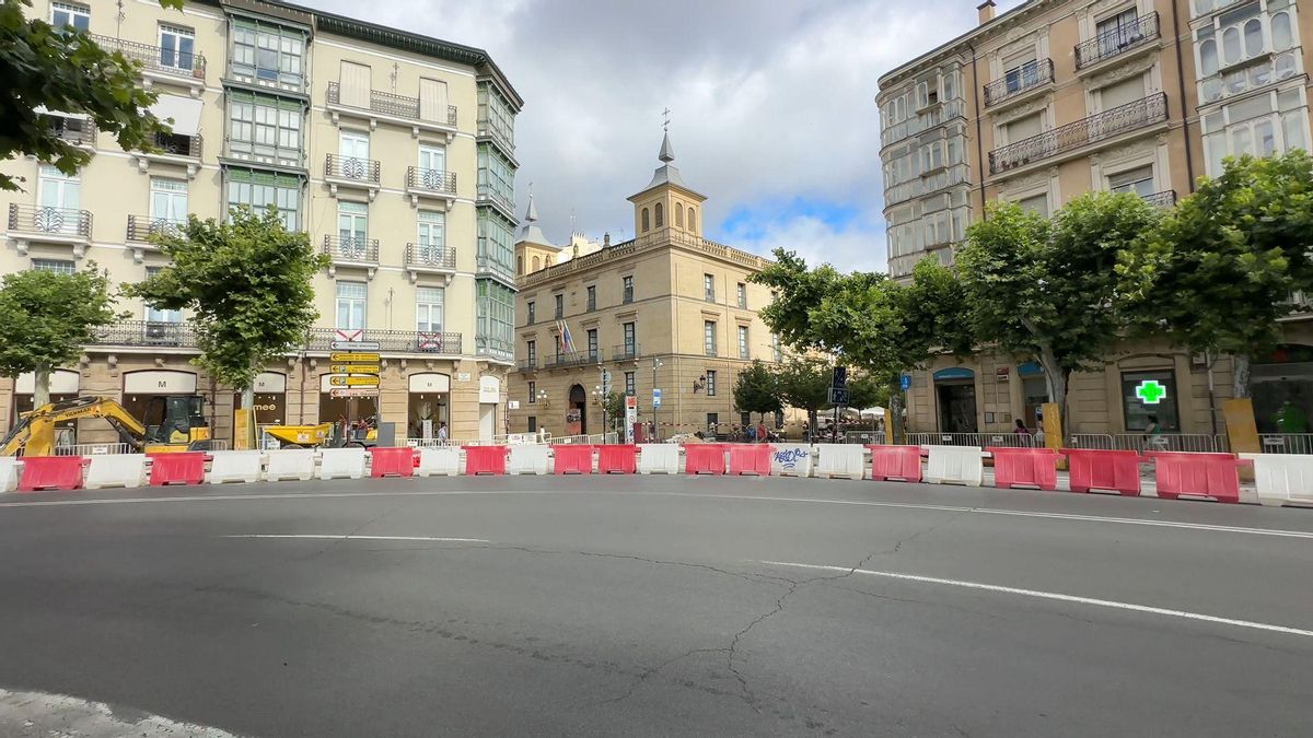 Obras para el paso en abanico entre la Glorieta y la calle Portales de Logroño