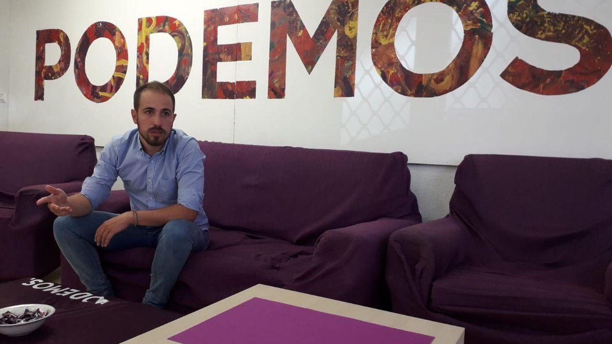 El coordinador autonómico de Podemos Cantabria, Luis del Piñal.