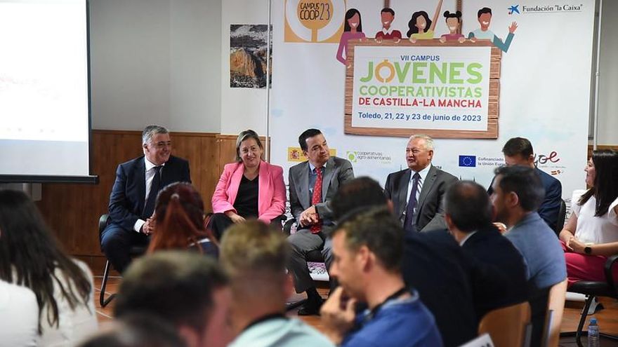 Castilla-La Mancha prepara una nueva convocatoria para apoyar el relevo generacional en el sector agroalimentario