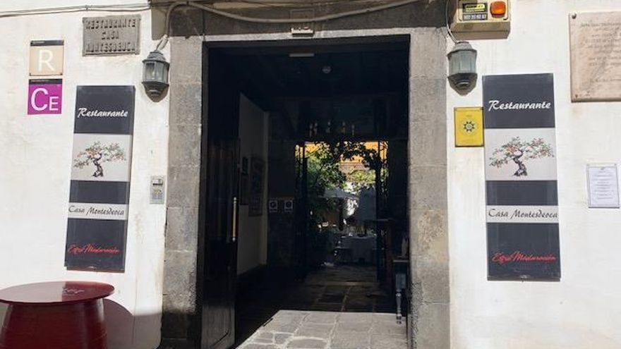 Fachada Casa Montesdeoca