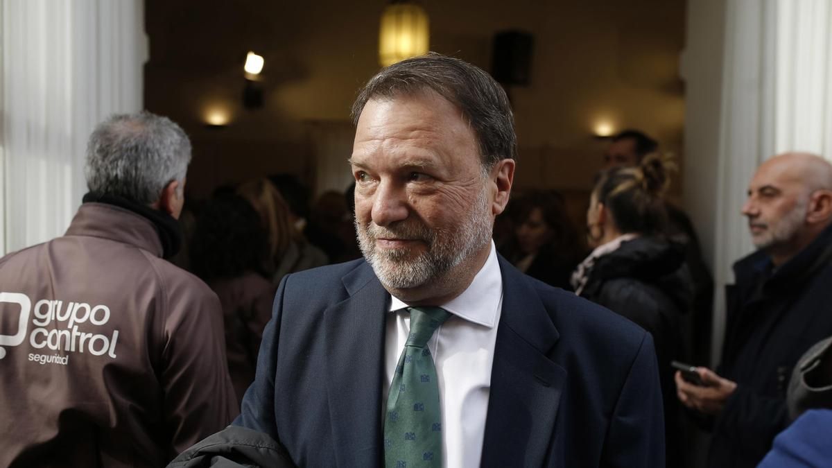 "Una vida dedicada a mejorar la vida de la gente": el mundo de la política llora la muerte de Alfredo Sánchez Monteseirín