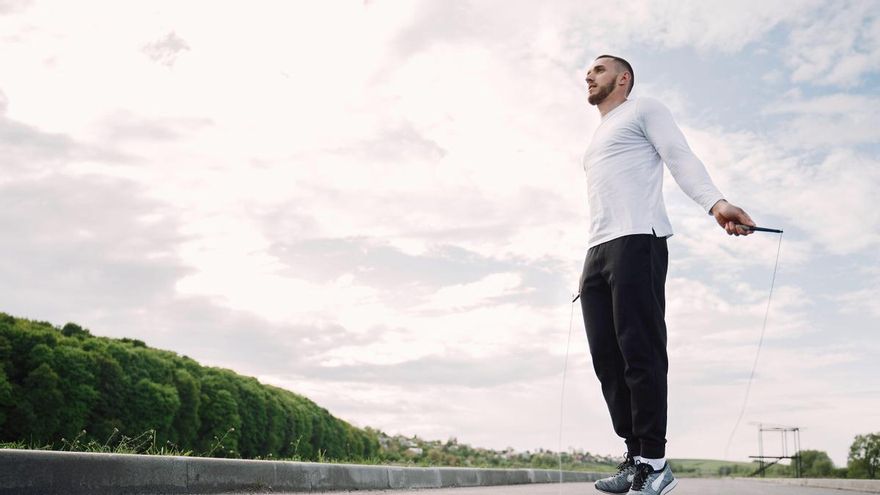 Cinco actividades para mejorar tu capacidad cardiovascular que no son correr, según un entrenador personal