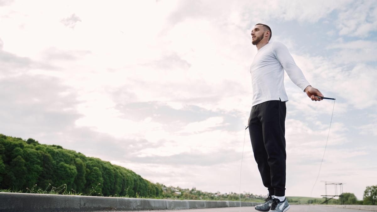 Cinco actividades para mejorar tu capacidad cardiovascular que no son correr, según un entrenador personal