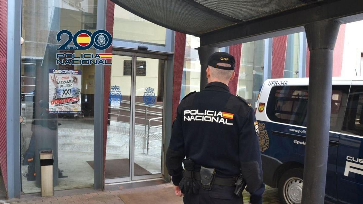 Identifican al hombre que apuntaba a otro con una pistola de plástico en un vídeo grabado en León