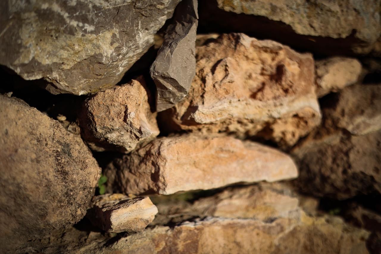 Muro de ‘pedra en sec’, fundamentales para construir las terrazas donde, además de sembrar, se frena el agua de lluvia