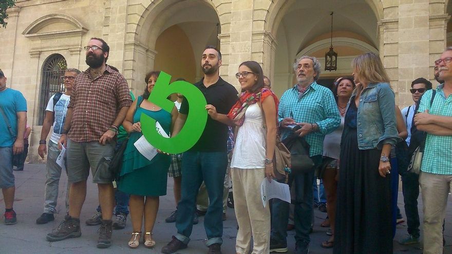 Ganemos roza las 5.000 firmas e insiste en su propuesta de candidatura única con Podemos