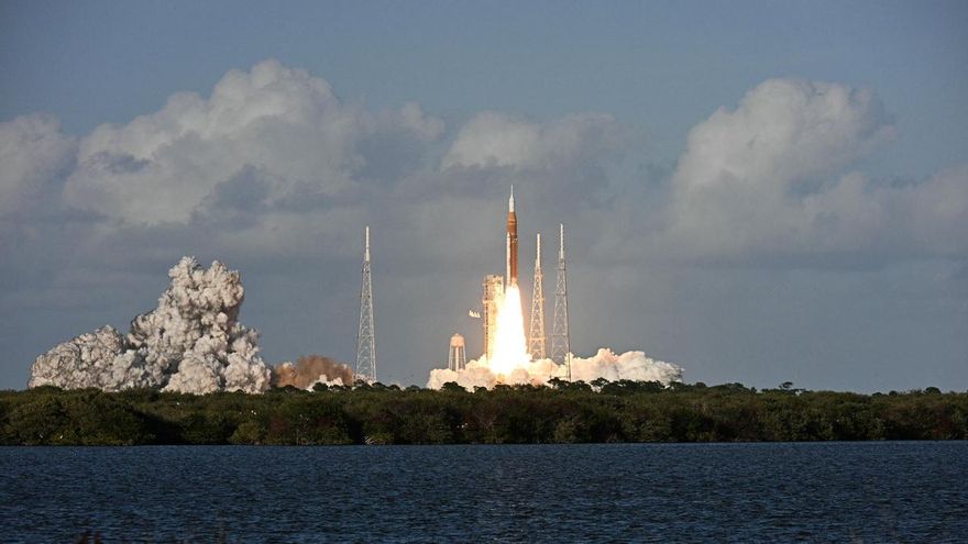 La misión Artemisa II despega con éxito y comienza el regreso a la Luna después de medio siglo